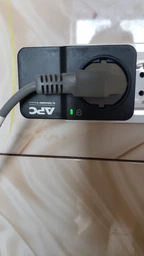 Сетевой фильтр APC Essential SurgeArrest 1 розетка Black (PM1WB-RS) фото от покупателей 6