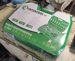 Полупрофессиональный набор инструментов Intertool 1/4", 1/2", 108 предметов (ET-6108SP)