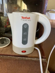 Електрочайник TEFAL Travel city KO120130 фото від покупців 6