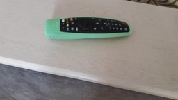 Чехол Piko TV Remote Case для пульта ДУ LG PTVRC-LG-01 Зеленый (1283126486159) фото от покупателей 4