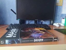 Артбук Ігровий світ трилогії Mass Effect - Bioware (9786177756292) фото від покупців 9