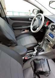 Авточехлы на Ford Focus II Auto Style экокожа бежевые