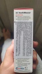 Ремінералізуючий захисний крем GC Tooth Mousse для чутливих зубів з смаком полуниці та дині фото от покупателей 18