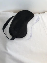 Шелковая маска для сна Silenta Silk Black + беруши (128000) фото от покупателей 1