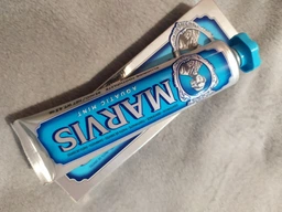 Зубна паста Морська М'ята з фтором Marvis Aquatic Mint 25ml фото від покупців 9