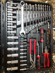 Набор инструментов 1/2" & 3/8" & 1/4", 233 ед., Cr-V STORM INTERTOOL ET-8233 фото от покупателей 6