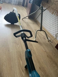 Электрический триммер Makita UR3500