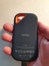 SanDisk Extreme Portable SSD （V2）4TB SanDisk Extreme PRO Portable SSD V2 4 TB (SDSSDE81-4T00-G25
