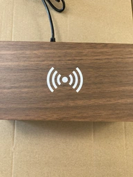 Дерев'яний світлодіодний годинник з бездротовою зарядкою UFT Wood Wireless clock Brown (UFTWWclockb) фото від покупців 4
