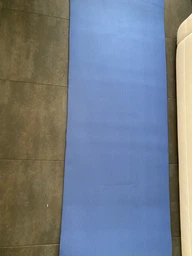 Коврик для фитнеса YogaLife NBR (Extra Soft) 10 мм серый (однослойный спортивный каремат, мат для йоги, пилатеса) фото от покупателей 6