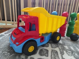 Вантажівка з кеглями Tigres Multi Truck (39220) фото від покупців 3