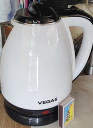 Електрочайник Vegas VEK-4070W фото від покупців 2