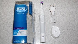 Электрическая зубная щетка Oral-B Vitality 3D White/D100 Pink (4210201262169_4210201234173) фото от покупателей 18