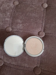 Хайлайтер-тіні theBalm Mary-Lou Manizer Highlighter & Shadow фото від покупців 2