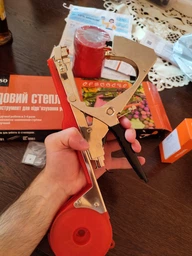 Степлер для підв'язування рослин винограду дерев садовий підсилений тапенер пістолет для підв'язки томатів кущів овочів квітів інструмент для фіксація комплект для дачі фото від покупців 4