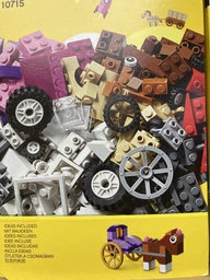 Конструктор LEGO Classic Кубики и колеса 442 детали (10715)