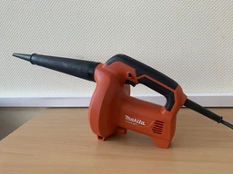 Професійна повітродувка електрична Makita M4000 : 530 Вт, 1.5 кг