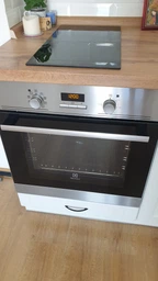 Духова шафа електрична Electrolux EZB53400AX фото від покупців 1