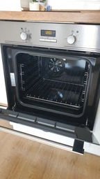 Духова шафа електрична Electrolux EZB53400AX фото від покупців 2