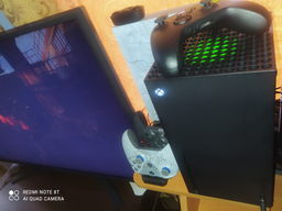 Ігрова консоль Microsoft Xbox Series X 1TB (RRT-00010) фото від покупців 14