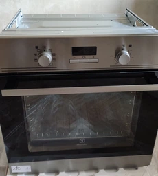 Духова шафа електрична Electrolux EZB53400AX фото від покупців 17