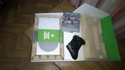Microsoft Xbox Series S 512Gb фото від покупців 1