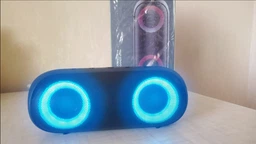 Портативна колонка Vertux Rumba 14W RGB Black (rumba.black) фото від покупців 15