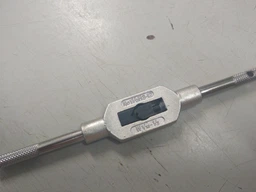 Держатель для метчика Intertool M3 х M12 (SD-8401)