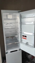 Холодильник Hotpoint-Ariston BCB 8020 AA F C (BCB8020AAFC) фото від покупців 3