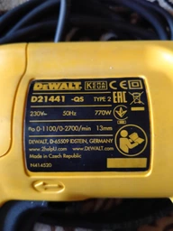 Дрель безударная DeWalt D21441 [93651]