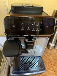 Кофемашина PHILIPS Series 2200 EP2223/40