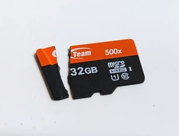 Карта памяти MicroSDXC 64GB UHS-I Team + SD-adapter (TUSDX64GUHS03) фото от покупателей 1
