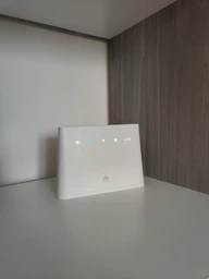 Маршрутизатор Huawei B311-221 4G/3G (51060DWA/51060HFV) фото от покупателей 3