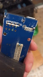 Riser PCI-EX, x1=>x16, 4-pin MOLEX, SATA=>4Pin, USB 3.0 AM-AM 0,6 м (синій) , конденсатори CS 220 16V Voltronic фото від покупців 2