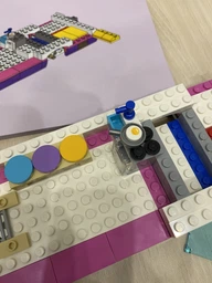 Конструктор LEGO Friends Автобус друзів 778 деталей (41395) фото від покупців 4
