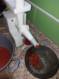 Насадка соковыжималка для мясорубки Zelmer ZMMA082WUA (986.9000) 00578112,11002216, 17004677 фото от покупателей 10
