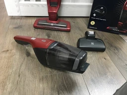 Акумуляторний пилосос ELECTROLUX EER7ANIMAL фото від покупців 10