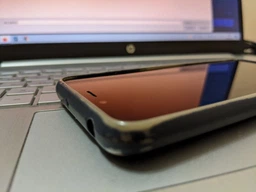 Силиконовый (TPU) чехол Deexe Silicone Case для Google Pixel 4A - Yellow фото от покупателей 2