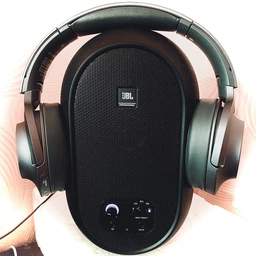 Студійні монітори JBL 104-BT (104SET-BT-EK) фото від покупців 5