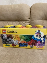 Конструктор LEGO Classic Коробка кубиків LEGO для творчого конструювання середнього розміру 484 деталі (10696) фото від покупців 1