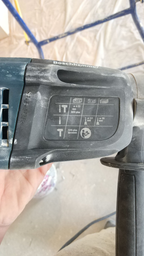 Перфоратор сетевой Bosch Professional GBH 220, 720 Вт, 2дж, 4800 уд.мин, чемодан (06112A6020)