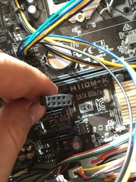 Материнская плата Asus H110M-K (s1151, Intel H110, PCI-Ex16) фото от покупателей 1