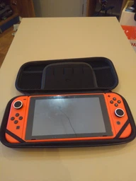 Жорсткий захисний чохол для ігрової приставки Nintendo Switch / Nintendo Switch OLED червоний фото від покупців 5