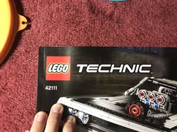 Конструктор LEGO Technic Dom's Dodge Charger (42111) [78499] фото от покупателей 10