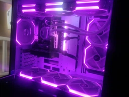 Система жидкостного охлаждения Asus ROG Strix LC 360 RGB White Edition Aura Sync (ROG-STRIX-LC-360-RGB-White) фото от покупателей 3