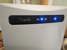 Стационарный роутер маршрутизатор STRONG 4G ROUTER 300 LTE фото от покупателей 5