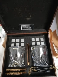 Камні для віскі темна Original + 2шт Келих Bohemia Quadro 340мл + Коробка дерев'яна + мішечок + щипці + підставка фото від покупців 8