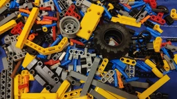 Конструктор LEGO Technic Jeep Wrangler (42122) [76880] фото от покупателей 9