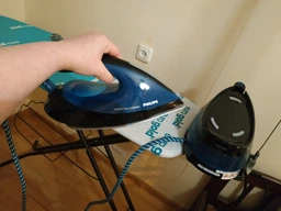 Утюг с парогенератором PHILIPS PerfectCare Compact GC7846/80