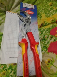 Клещи трубные Knipex Cobra VDE 250 мм (87 26 250) фото от покупателей 1